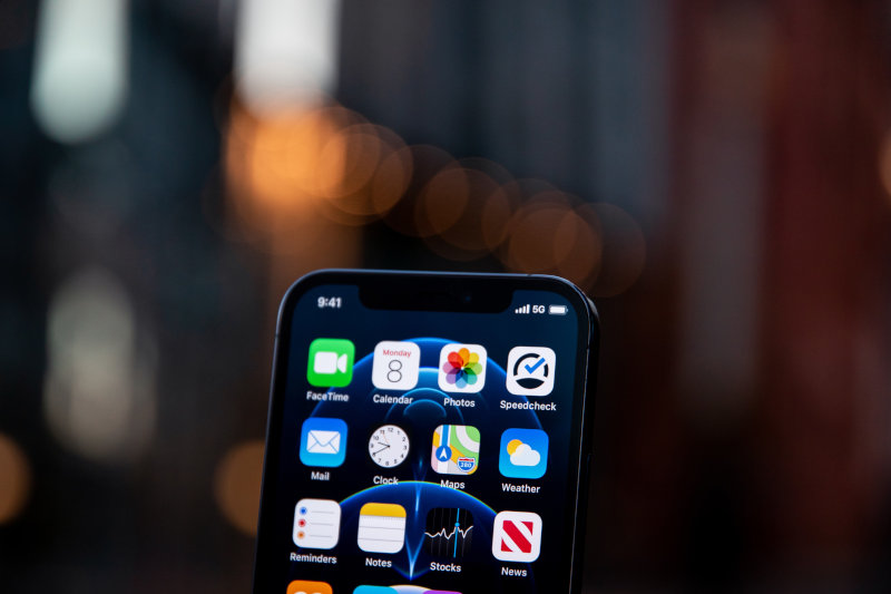 pantalla de inicio del teléfono inteligente con iconos